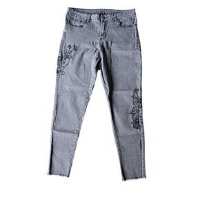 Streetwear society Women’s Jeans size 13 Embroidered High rise Skinny denim